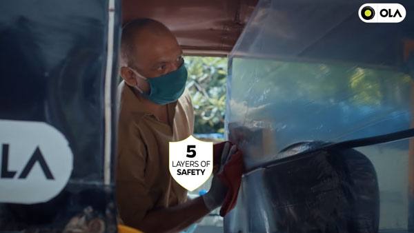 ಕರೋನಾ ವೈರಸ್ ಎಫೆಕ್ಟ್: ಆಟೋಗಳಲ್ಲಿ ಪ್ರೊಟೆಕ್ಟಿವ್ ಸ್ಕ್ರೀನ್ ಅಳವಡಿಸಿದ ಓಲಾ