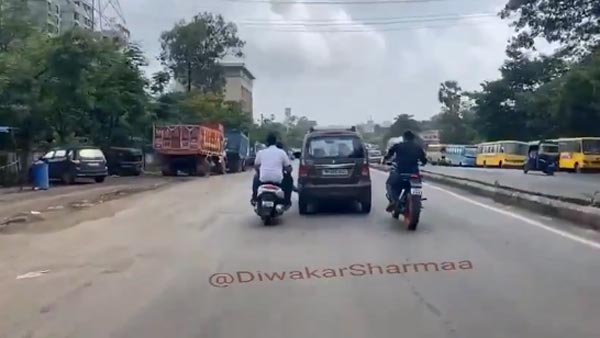 ಕೆಟ್ಟು ನಿಂತ ವಾಹನಗಳನ್ನು ತಳ್ಳುವ ಜನಪ್ರಿಯ ವಿಧಾನವಿದು