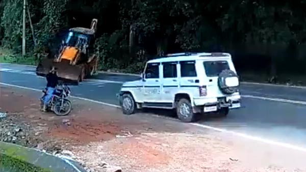 ಬೈಕ್ ಸವಾರನ ಪ್ರಾಣ ಉಳಿಸಿ ಜೀವ ರಕ್ಷಕವಾದ ಮಹೀಂದ್ರಾ ಬೊಲೆರೊ
