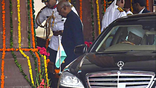 ಸ್ವಾತಂತ್ರ್ಯ ಸಂಭ್ರಮ: ಎಸ್-ಕ್ಲಾಸ್ ಲಿಮೋಸಿನ್ ಕಾರು ಬಳಸಿದ ಭಾರತದ ಮೊದಲ ರಾಷ್ಟ್ರಪತಿ ಯಾರು ಗೊತ್ತಾ?