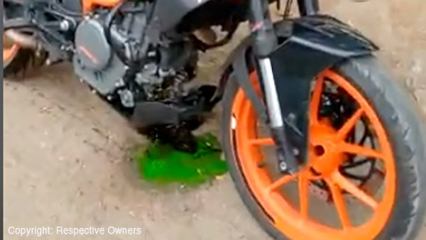 ಚಲಿಸುವಾಗಲೇ ಮುರಿದುಬಿತ್ತು ಕೆಟಿಎಂ ಡ್ಯೂಕ್ 390 ಬೈಕಿನ ಎಂಜಿನ್ ಕೇಸ್