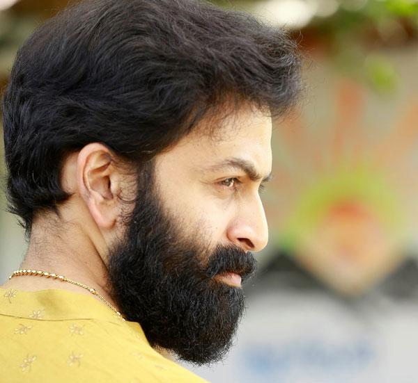 ಹೊಸ ಥಾರ್ ಎಸ್ಯುವಿ ಚಾಲನೆ ಮಾಡಿದ ನಟ ಪೃಥ್ವಿರಾಜ್