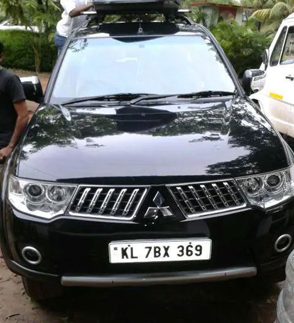 ಚರ್ಚೆಗೀಡಾದ ಸೂಪರ್ಸ್ಟಾರ್ ಮಮ್ಮುಟಿ 369 ಕಾರು ಸಂಗ್ರಹ