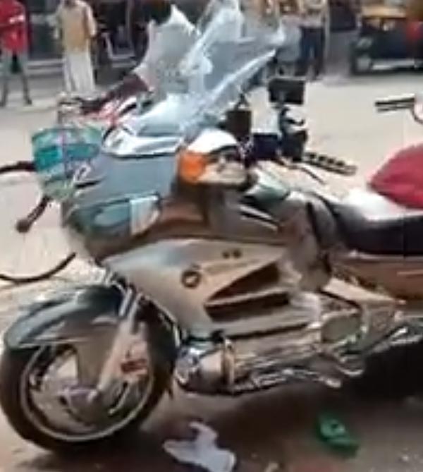 ತರಕಾರಿ ಖರೀದಿಸಲು ಬಳಕೆಯಾದ ರೂ.72 ಲಕ್ಷ ಮೌಲ್ಯದ ಬೈಕ್