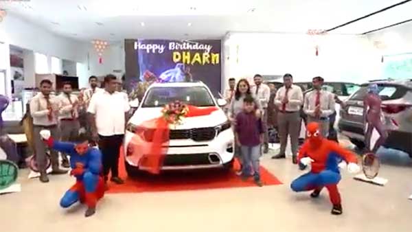 ಹೊಸ ಸ್ಟೈಲ್'ನಲ್ಲಿ ಸೊನೆಟ್ ಎಸ್ಯುವಿ ವಿತರಿಸಿದ ಕಿಯಾ ಮೋಟಾರ್ಸ್