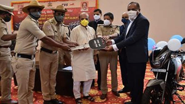 ಬೆಂಗಳೂರು ಪೊಲೀಸ್ ಇಲಾಖೆ ಸೇರಿದ 25 ಹೊಸ ಟಿವಿಎಸ್ ಅಪಾಚೆ ಆರ್ಟಿಆರ್ 160 ಬೈಕ್