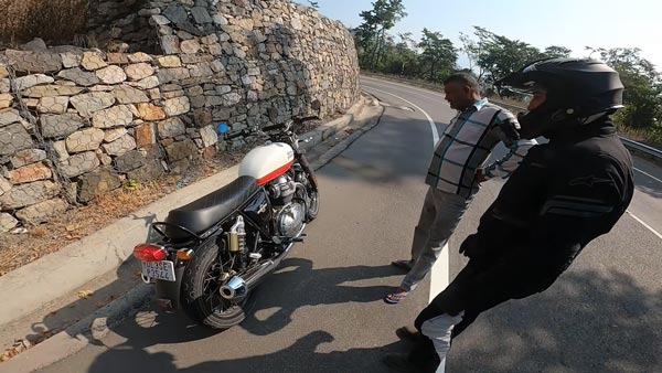 ಹೊಸ ಬೈಕ್ ಮೇಲಿನ ಕುತೂಹಲಕ್ಕೆ ಟ್ರಕ್ ಚಾಲಕ ಮಾಡಿದ್ದೇನು ಗೊತ್ತಾ?