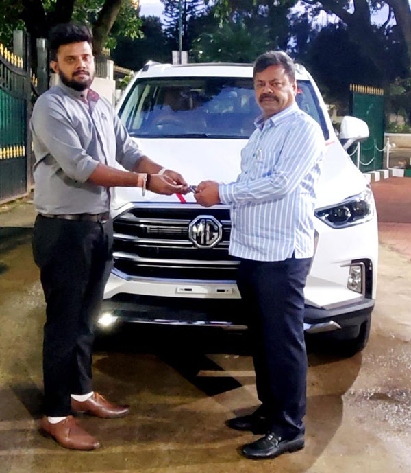 ಐಷಾರಾಮಿ ಎಂಜಿ ಗ್ಲೊಸ್ಟರ್ ಎಸ್ಯುವಿಯನ್ನು ಖರೀದಿಸಿದ ಶಾಸಕ ರೇಣುಕಾಚಾರ್ಯ
