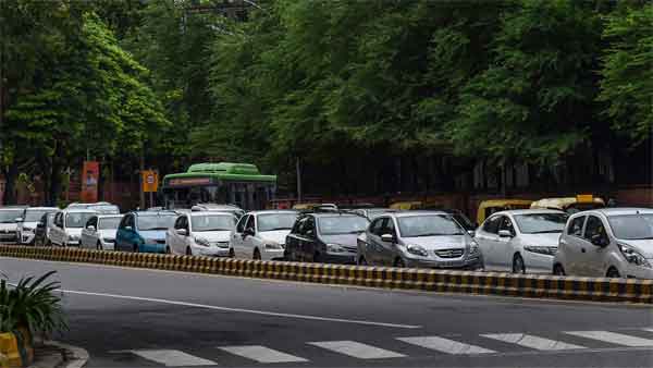 ರಾಂಗ್ ಸೈಡ್ ಮೂಲಕ ರೋಗಿಯನ್ನು ಆಸ್ಪತ್ರೆಗೆ ಸೇರಿಸಿದ ಟ್ರಾಫಿಕ್ ಪೊಲೀಸರು