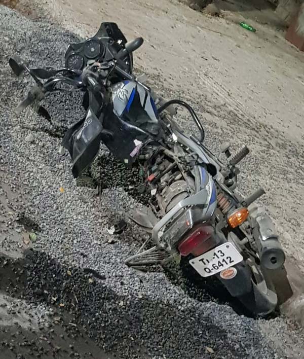 ಐಷಾರಾಮಿ ಕಾರು ಚಾಲಕನ ನಿರ್ಲಕ್ಷ್ಯಕ್ಕೆ ಪ್ರಾಣ ತೆತ್ತ ಪೊಲೀಸ್ ಕಾನ್ಸ್ಟೆಬಲ್ಗಳು