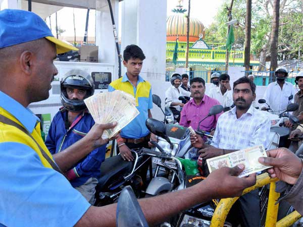 25 ಪೈಸೆ ಹೆಚ್ಚಳದೊಂದಿಗೆ ಸಾರ್ವಕಾಲಿಕ ಏರಿಕೆ ಕಂಡ ಪೆಟ್ರೋಲ್ ಬೆಲೆ