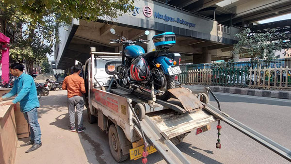 ಟೆಂಪೋದಲ್ಲಿ ಸಾಗಿದ ಬೈಕಿಗೂ ದಂಡ ವಿಧಿಸಿದ ಸ್ಪೀಡ್ ಕ್ಯಾಮರಾ