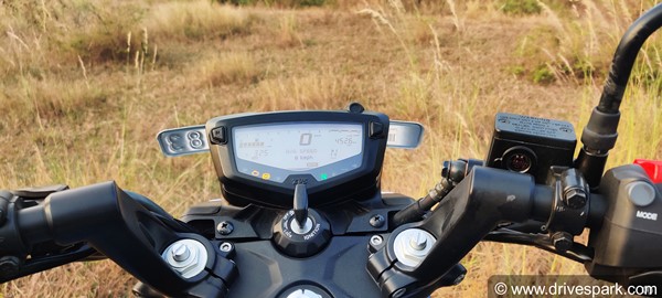 ಹೊಸ ಫೀಚರ್ಗಳೊಂದಿಗೆ ರಸ್ತೆಗಿಳಿದ 2021ರ ಅಪಾಚೆ ಆರ್ಟಿಆರ್ 200 4ವಿ ಬೈಕ್ ರಿವ್ಯೂ