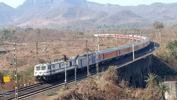 ರೈಲು ಪ್ರಯಾಣವನ್ನು ಆರಾಮದಾಯಕವಾಗಿಸುವ ಪುಶ್ ಪುಲ್ ತಂತ್ರಜ್ಞಾನದ ಬಗೆಗಿನ ಸಂಗತಿಗಳಿವು