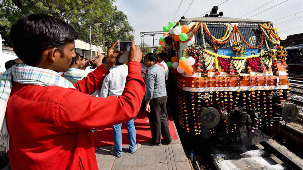 ಮತ್ತೆ ಕಾರ್ಯಾಚರಣೆ ಆರಂಭಿಸಿದ ಗತಿಮಾನ್ ಎಕ್ಸ್ಪ್ರೆಸ್ ರೈಲು