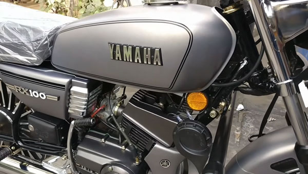 ಹೊಸ ಬೈಕಿನಂತೆ ರಿಸ್ಟೋರ್ ಆದ ಯಮಹಾ ಆರ್ಎಕ್ಸ್ 100 ಬೈಕ್