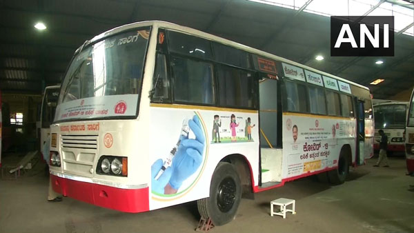 ಮೊಬೈಲ್ ಲಸಿಕಾ ಕೇಂದ್ರಗಳಾಗಿ ಬದಲಾದ ಎನ್ಇಕೆಆರ್ಟಿಸಿ ಬಸ್ಸುಗಳು