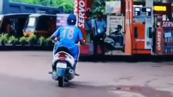 ಕ್ರಿಕೆಟ್ ಆಟಗಾರನಂತೆ ಉಡುಗೆ ತೊಟ್ಟು ಬೆಲೆ ಏರಿಕೆ ವಿರುದ್ಧ ಪ್ರತಿಭಟಿಸಿದ ಸ್ಕೂಟರ್ ಸವಾರ