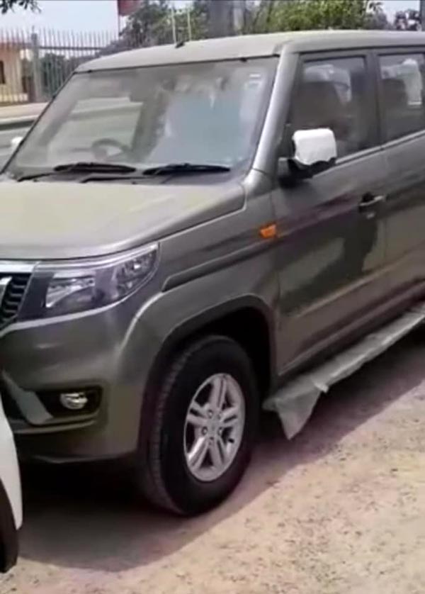ಡೀಲರ್ ಬಳಿ ಕಾಣಿಸಿಕೊಂಡ ಮಹೀಂದ್ರಾ ಬೊಲೆರೊ ನಿಯೋ ಕಾಂಪ್ಯಾಕ್ಟ್ ಎಸ್ಯುವಿ