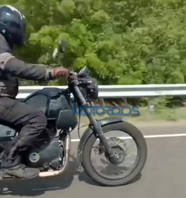 ಸ್ಪಾಟ್ ಟೆಸ್ಟ್ನಲ್ಲಿ ಕಾಣಿಸಿಕೊಂಡ ರಾಯಲ್ ಎನ್ಫೀಲ್ಡ್ ಹಿಮಾಲಯನ್ ಬೈಕಿನ ಹೊಸ ವೆರಿಯೆಂಟ್