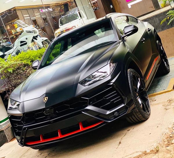 Lamborghini Urus Graphite Capsule ಕಾರನ್ನು ಖರೀದಿಸಿದ ಭಾರತದ ಮೊದಲಿಗ ನಟ Jr NTR