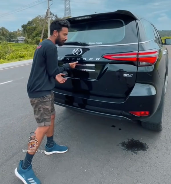 ಭಾರತದಲ್ಲಿ ಟಾಯ್ಲೆಟ್ ಹೊಂದಿರುವ ಮೊದಲ ಟೊಯೊಟಾ ಫಾರ್ಚೂನರ್ ಎಸ್ಯುವಿ