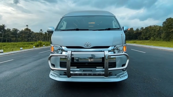 ಮೋಟಾರ್ ಹೋಂನಂತೆ ಮಾಡಿಫೈಗೊಂಡ Toyota Hiace ಎಂಪಿವಿ