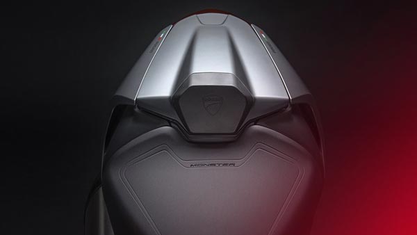 ಭಾರತದಲ್ಲಿ ಐಷಾರಾಮಿ 2021ರ Ducati Monster ಬೈಕ್ ಬಿಡುಗಡೆ