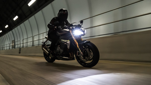 ಭಾರತದಲ್ಲಿ ಬಿಡುಗಡೆಗೆ ಸಜ್ಜಾಗುತ್ತಿದೆ ಹೊಸ Triumph Speed Triple 1200RR ಬೈಕ್