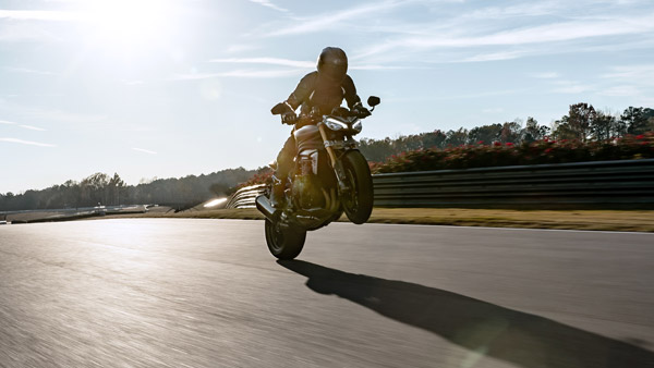 ಭಾರತದಲ್ಲಿ ಬಿಡುಗಡೆಗೆ ಸಜ್ಜಾಗುತ್ತಿದೆ ಹೊಸ Triumph Speed Triple 1200RR ಬೈಕ್