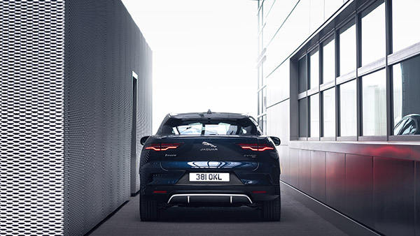 ಹೊಸ Jaguar I-Pace Black ಎಡಿಷನ್ ಖರೀದಿಗಾಗಿ ಬುಕ್ಕಿಂಗ್ ಆರಂಭ