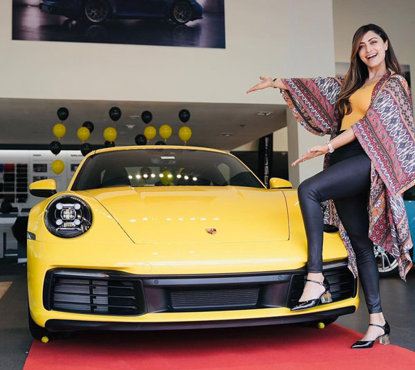 ಐಷಾರಾಮಿ Porsche ಸ್ಪೋರ್ಟ್ಸ್ ಕಾರು ಖರೀದಿಸಿದ ನಟಿ ಮಮತಾ ಮೋಹನ್ದಾಸ್
