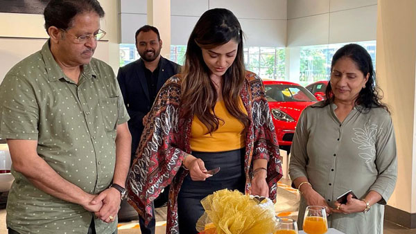 ಐಷಾರಾಮಿ Porsche ಸ್ಪೋರ್ಟ್ಸ್ ಕಾರು ಖರೀದಿಸಿದ ನಟಿ ಮಮತಾ ಮೋಹನ್ದಾಸ್