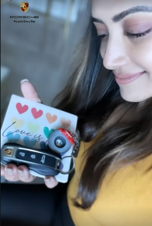 ಐಷಾರಾಮಿ Porsche ಸ್ಪೋರ್ಟ್ಸ್ ಕಾರು ಖರೀದಿಸಿದ ನಟಿ ಮಮತಾ ಮೋಹನ್ದಾಸ್