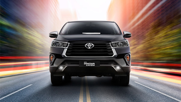 ಹೊಸ Toyota Innova Crysta ಕಾರು ಖರೀದಿಸಿದ ನಟ ಮೋಹನ್ ಲಾಲ್