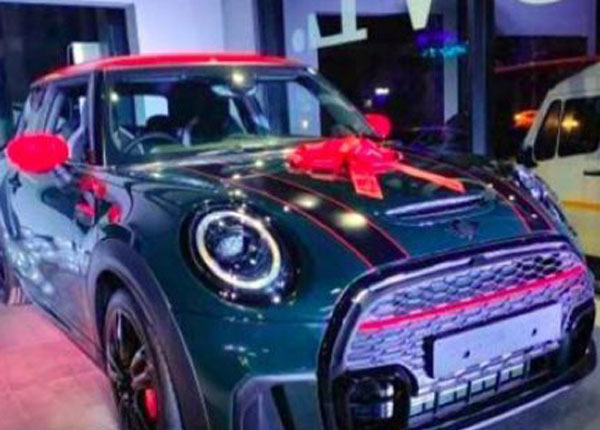 ಐಷಾರಾಮಿ Mini Cooper JCW ಕಾರು ಖರೀದಿಸಿದ ಮಲಯಾಳಂ ಸ್ಟಾರ್ ನಟ ಪೃಥ್ವಿರಾಜ್