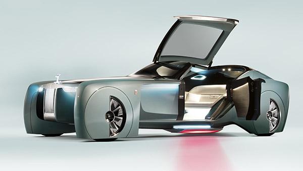 ಚೊಚ್ಚಲ ಎಲೆಕ್ಟ್ರಿಕ್ ಕಾರಿನ ಪ್ರದರ್ಶನಕ್ಕೆ ಮುಂದಾದ Rolls Royce