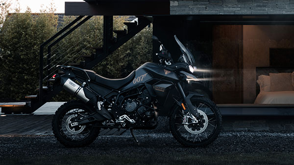 ಆಕರ್ಷಕ ವಿನ್ಯಾಸದಲ್ಲಿ ಅನಾವರಣಗೊಂಡ Triumph Tiger 900 Bond ಎಡಿಷನ್