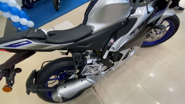 ದೇಶಾದ್ಯಂತ ಶುರುವಾಯ್ತು ಹೊಸ Yamaha R15 V4 ಹಾಗೂ R15 M ಬೈಕುಗಳ ವಿತರಣೆ