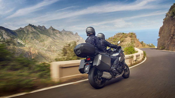 ಹೊಸ ಫೀಚರ್ಸ್ಗಳೊಂದಿಗೆ ಅನಾವರಣಗೊಂಡ Honda NT1100 ಸ್ಪೋರ್ಟ್ಸ್ ಟೂರರ್ ಬೈಕ್