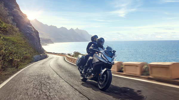 ಹೊಸ ಫೀಚರ್ಸ್ಗಳೊಂದಿಗೆ ಅನಾವರಣಗೊಂಡ Honda NT1100 ಸ್ಪೋರ್ಟ್ಸ್ ಟೂರರ್ ಬೈಕ್