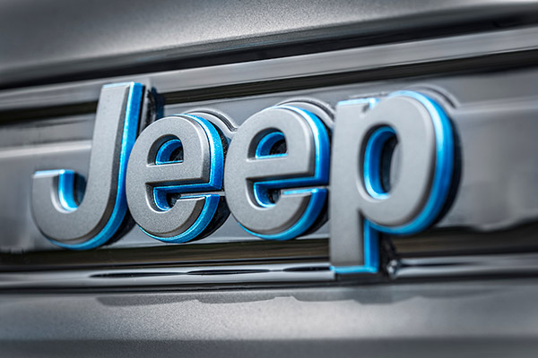 ಆಕರ್ಷಕ ವಿನ್ಯಾಸದಲ್ಲಿ ಅನಾವರಣಗೊಂಡ ಹೊಸ Jeep Grand Cherokee ಎಸ್ಯುವಿ