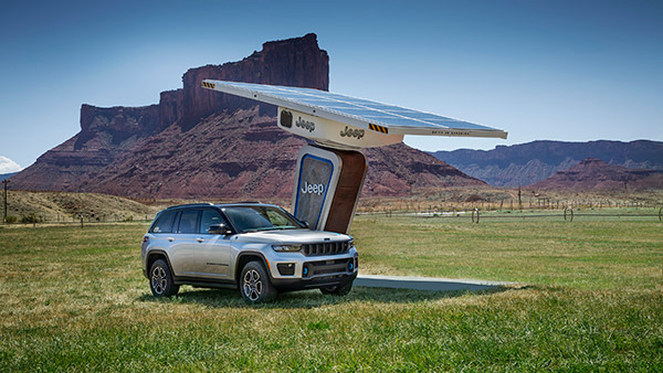ಆಕರ್ಷಕ ವಿನ್ಯಾಸದಲ್ಲಿ ಅನಾವರಣಗೊಂಡ ಹೊಸ Jeep Grand Cherokee ಎಸ್ಯುವಿ