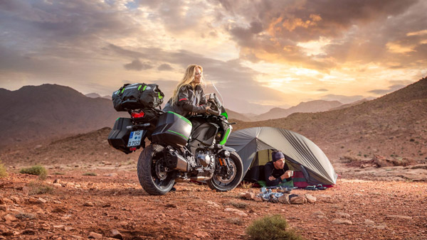 ಹೊಸ ನವೀಕರಣಗಳೊಂದಿಗೆ ಅನಾವರಣಗೊಂಡ 2022ರ Kawasaki Versys 1000 ಬೈಕ್