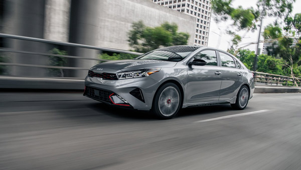 ಆಕರ್ಷಕ ವಿನ್ಯಾಸದಲ್ಲಿ ಅನಾವರಣಗೊಂದ ಹೊಸ Kia Forte ಕಾರು