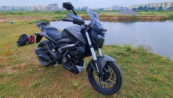 ಹೊಸ ನವೀಕರಣಗಳೊಂದಿಗೆ ಬಿಡುಗಡೆಗೆ ಸಜ್ಜಾಗುತ್ತಿದೆ ಹೊಸ Bajaj Dominar 400 ಬೈಕ್