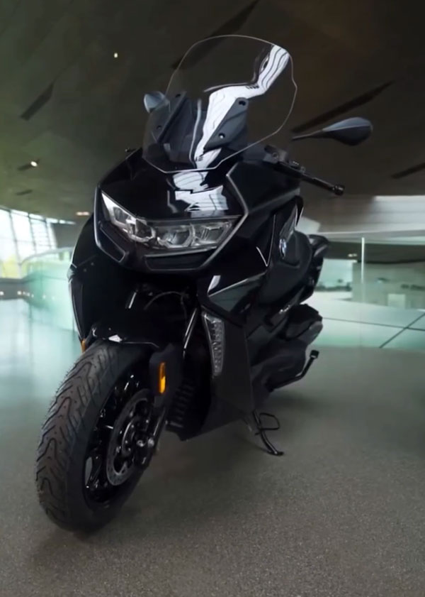 ಭಾರತದಲ್ಲಿ ಶೀಘ್ರದಲ್ಲೇ ಬಿಡುಗಡೆಯಾಗಲಿದೆ ಹೊಸ BMW C 400 GT ಮ್ಯಾಕ್ಸಿ-ಸ್ಕೂಟರ್