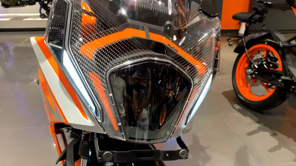 ಡೀಲರ್ ಬಳಿ ಕಾಣಿಸಿಕೊಂಡ ಹೊಸ KTM RC 200 ಬೈಕ್