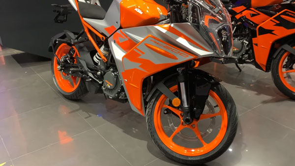 ಡೀಲರ್ ಬಳಿ ಕಾಣಿಸಿಕೊಂಡ ಹೊಸ KTM RC 200 ಬೈಕ್