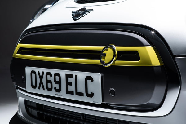 ಭಾರತದಲ್ಲಿ ಬಿಡುಗಡೆಗೆ ಸಜ್ಜಾಗುತ್ತಿದೆ ಹೊಸ Mini Cooper SE ಎಲೆಕ್ಟ್ರಿಕ್ ಕಾರು